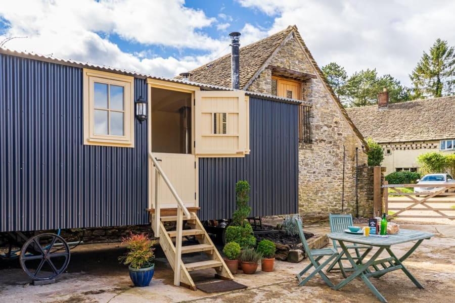 Вилла The Baytree Shepherds Hut Стоунхаус Экстерьер фото